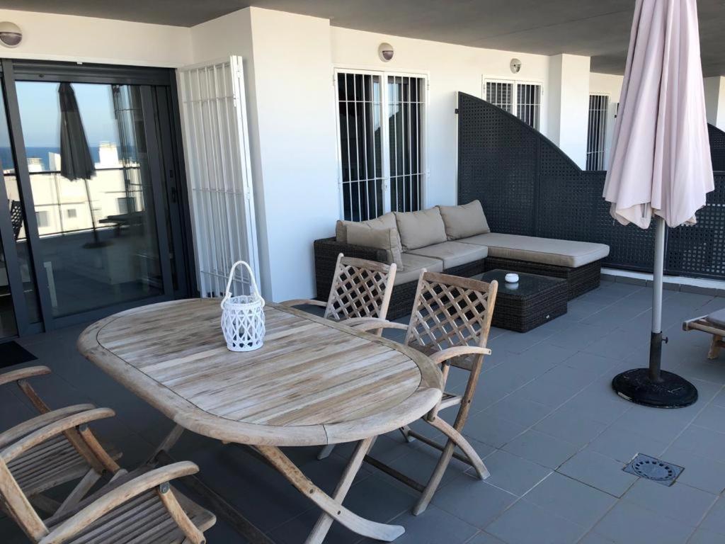 Luxury Beach Front Apartment Arenales del Sol Εξωτερικό φωτογραφία